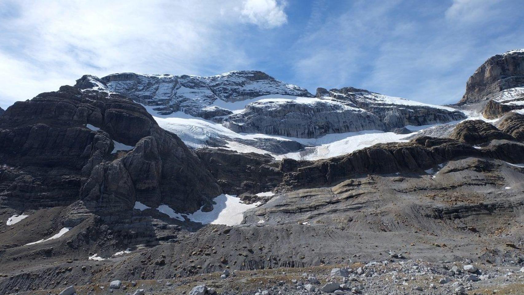 "En 2035 no quedará nada, el proceso va aún más rápido": el glaciar de Monte Perdido en el Pirineo, cerca de desaparecer