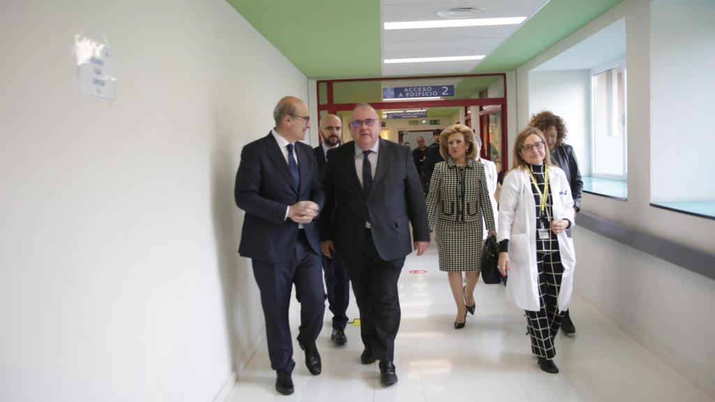 El consejero de Sanidad, Alejandro Vázquez, visita el Complejo Asistencial de Zamora.