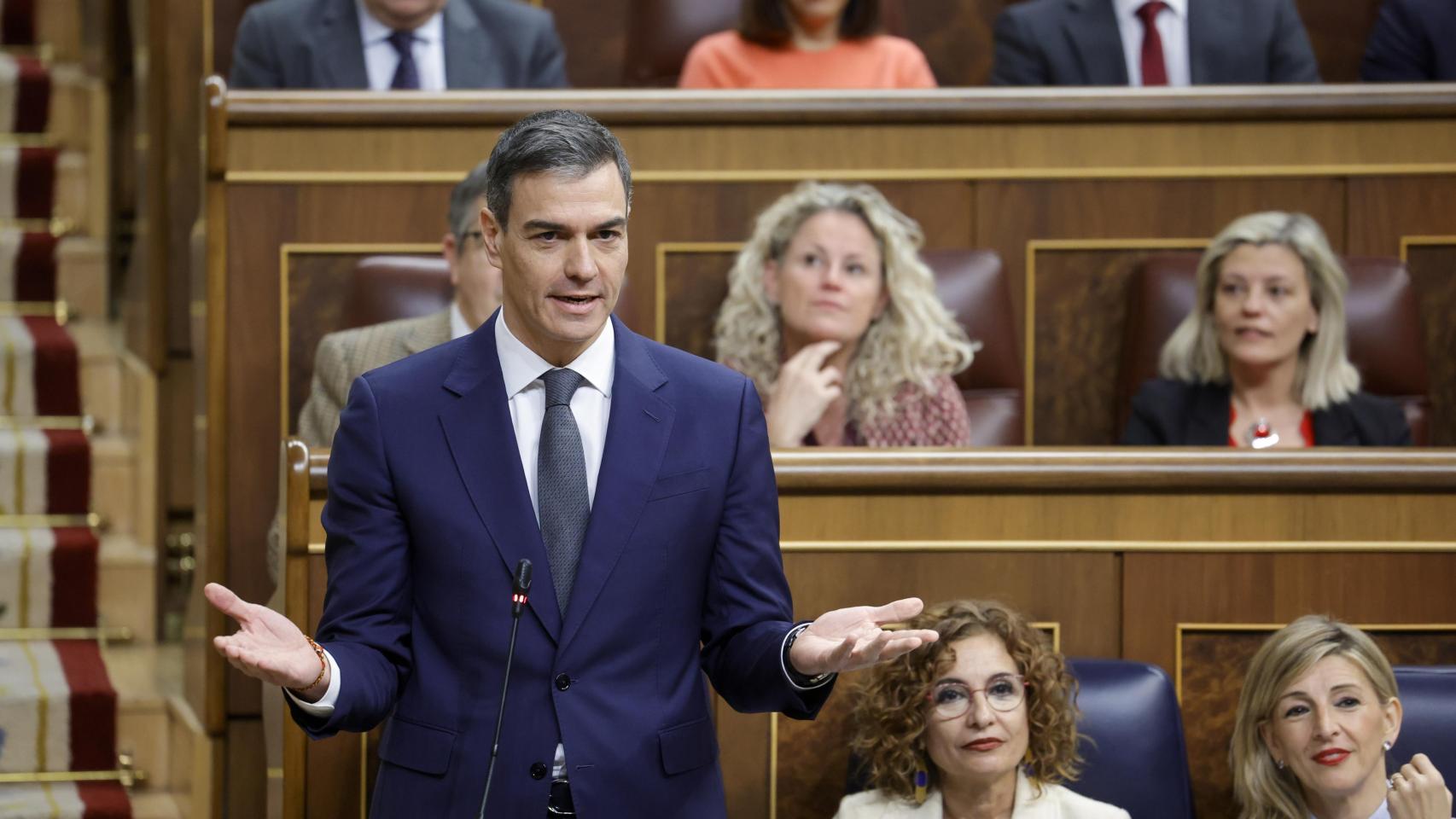 Sánchez presume de economía y Feijóo responde: "En España, es más fácil tener casa si se okupa que si se trabaja honradamente"