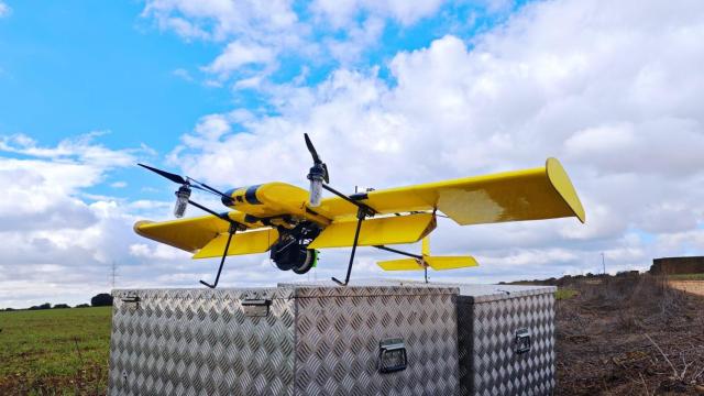 Dron de larga distancia de alas fijas desarrollado por Fuvex para UFD-Natrugy.