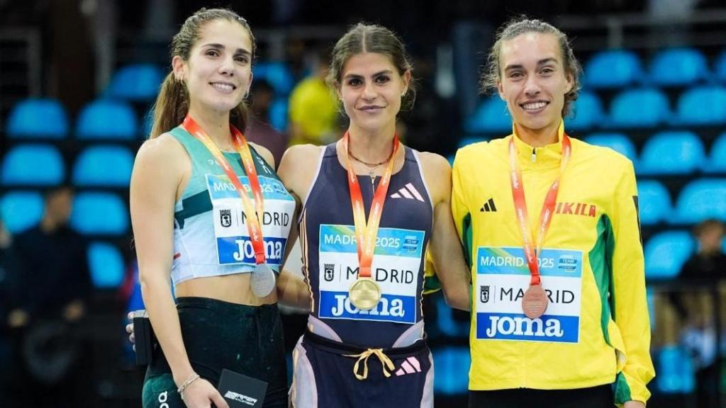 Águeda Marqués, Marta García e Idaira Prieto, en el podio de los 3.000 metros