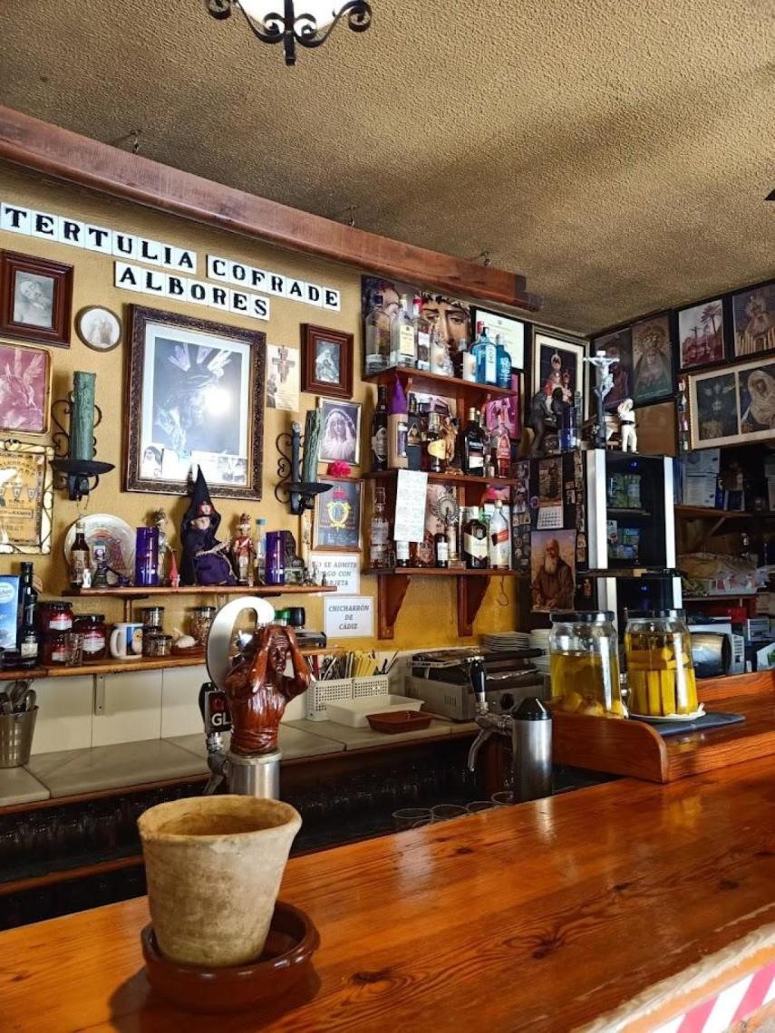 La taberna cofrade Albores.