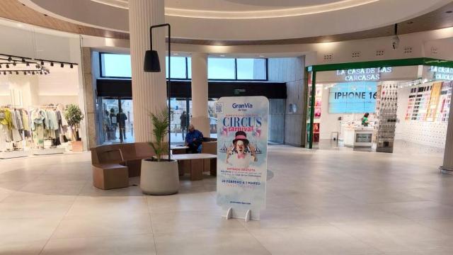 El Centro Comercial Gran Vía de Vigo propone un show de circo para celebrar el Carnaval.