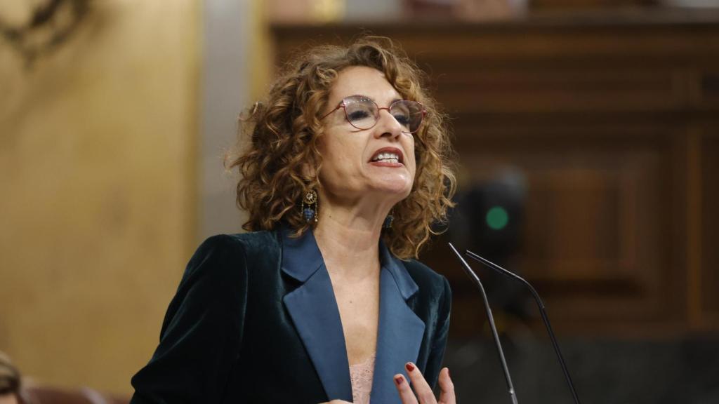 María Jesús Montero,.
