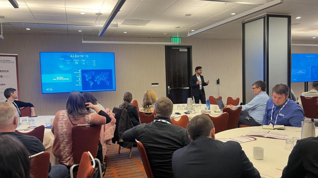 El CEO de MOA Foodtech, Bosco Emparanza, en su intervención esta semana en el evento Fermentation-Enable Alternative Protein Summit en San Francisco (EEUU).