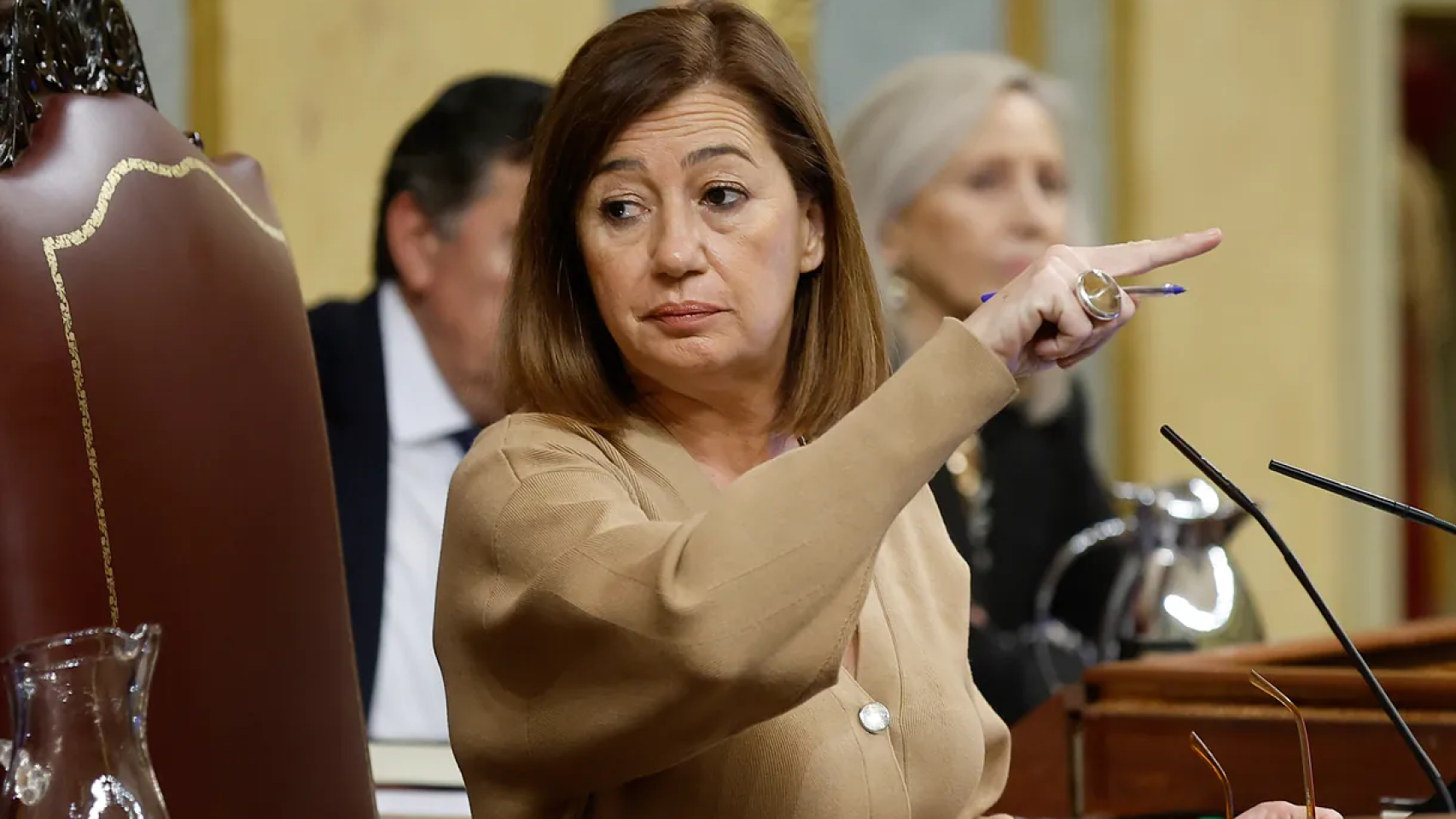 Armengol niega que obstaculice votaciones pero tiene 26 leyes del PP paradas, algunas con mayoría para prosperar