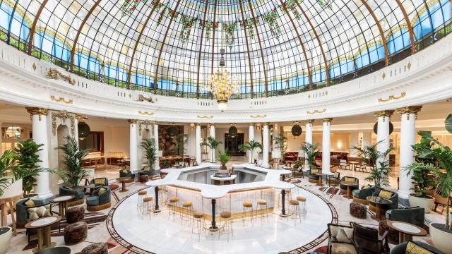 La cúpula restaurada del Palace Hotel.