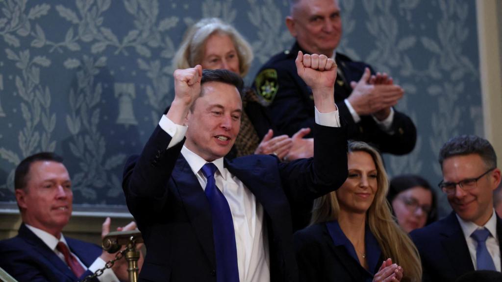 Elon Musk celebra el discurso de Donald Trump en el Congreso de EEUU.