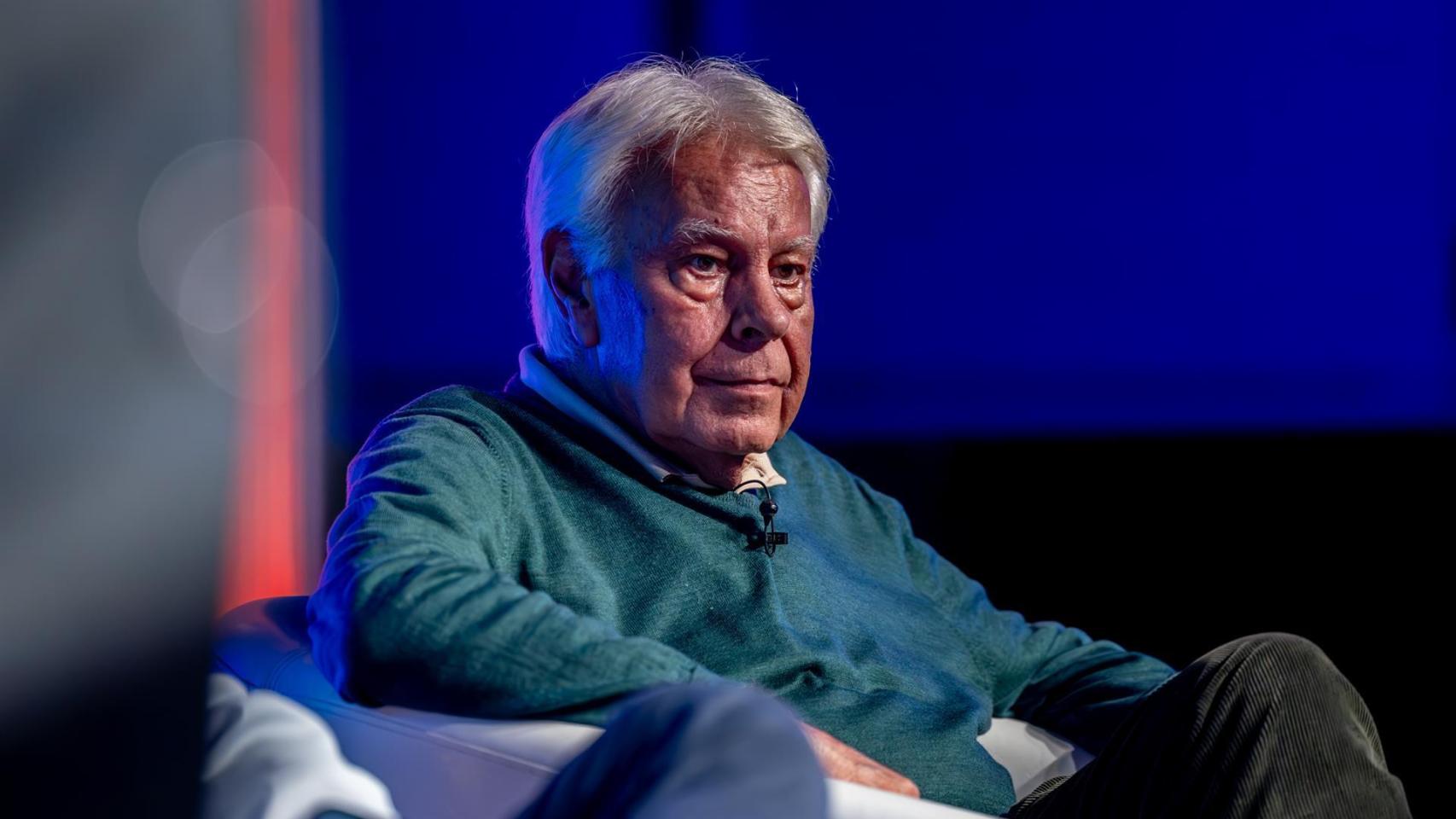 Felipe González debería aceptar de una vez que su PSOE ya no existe