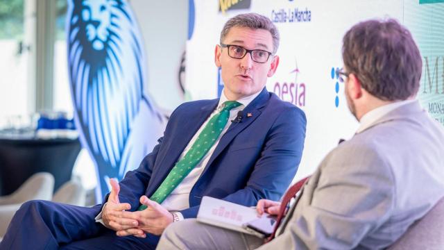 Víctor Manuel Martín, director general de Eurocaja Rural, entrevistado por Javier Ruiz.