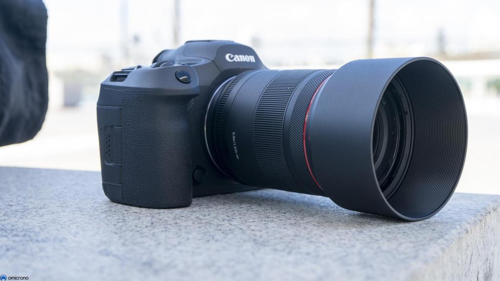 Canon EOS R5 Mk II con el 50 MM F1.4 RF.