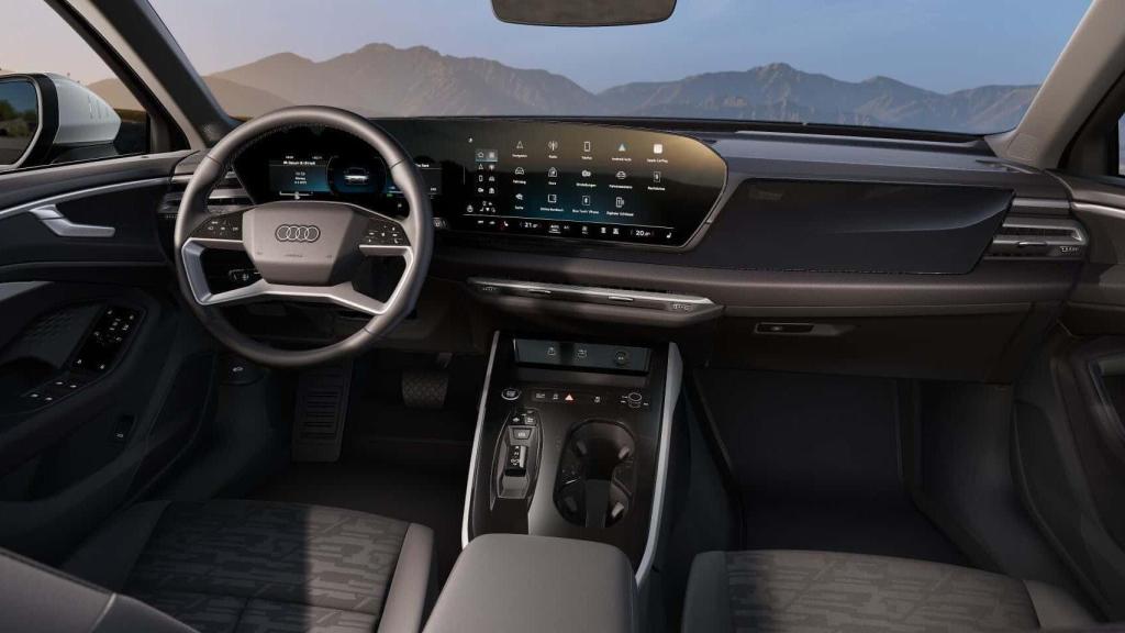 Interior del Audi A6 Avant 2025 en su versión básica