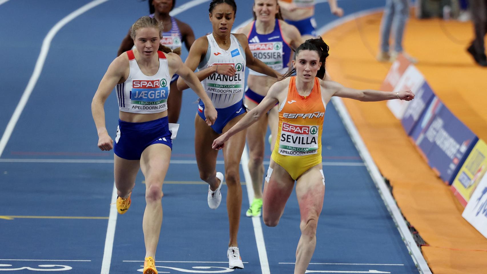 Paula Sevilla se alza con la medalla de bronce en los 400 metros e iguala el récord nacional de Sandra Myers