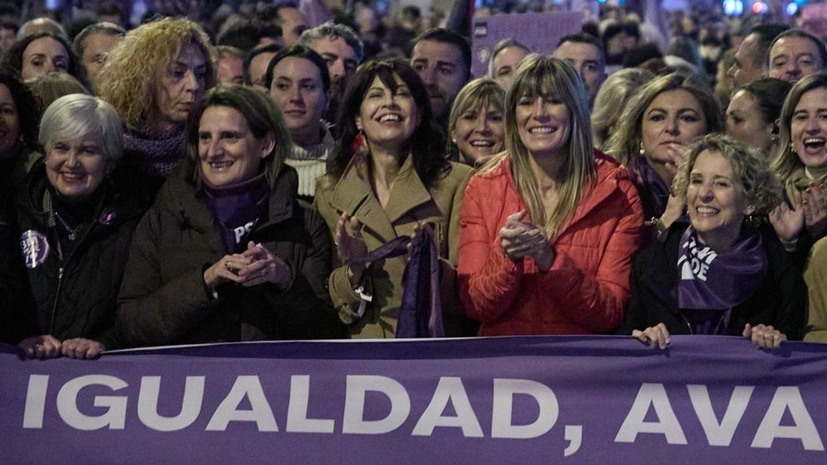 Última hora política, en directo | La ministra de Igualdad, Ana Redondo, acudirá a las dos manifestaciones por el Día de la Mujer