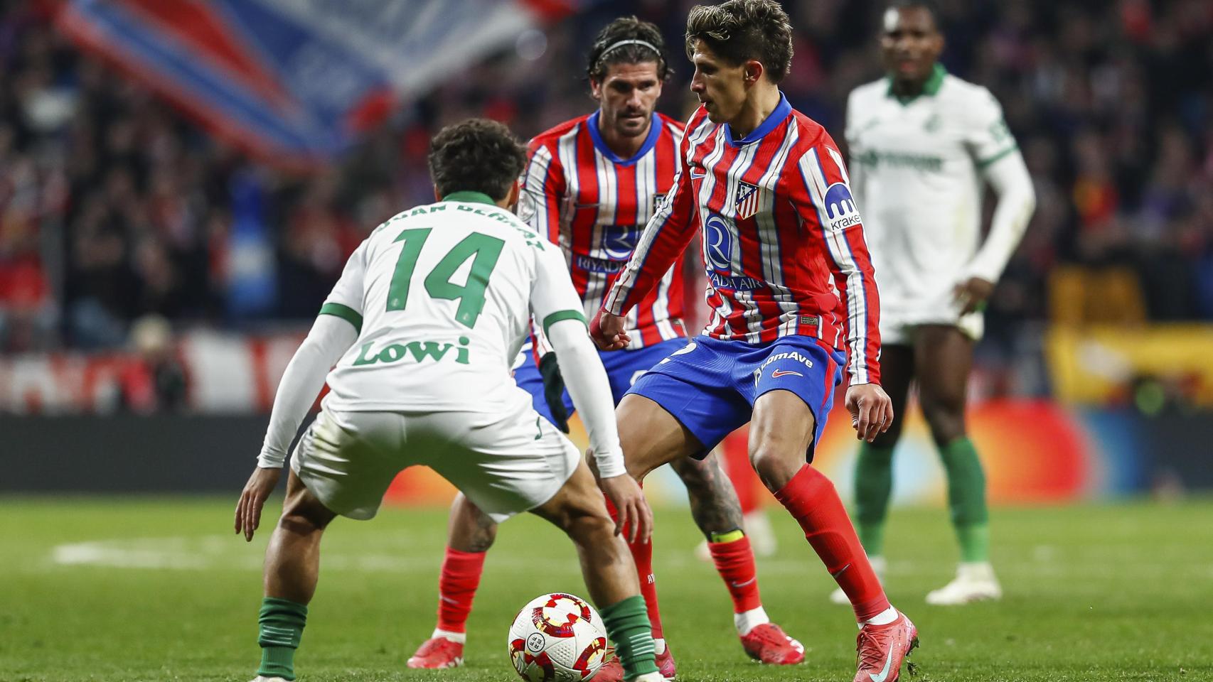 Getafe - Atlético de Madrid, en directo La Liga: Los rojiblancos, a por el liderato de la clasificación