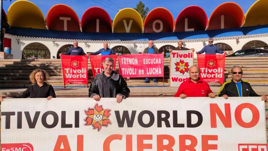 Trabajadores de Tivoli en una protesta antes del anuncio de la reapertura.