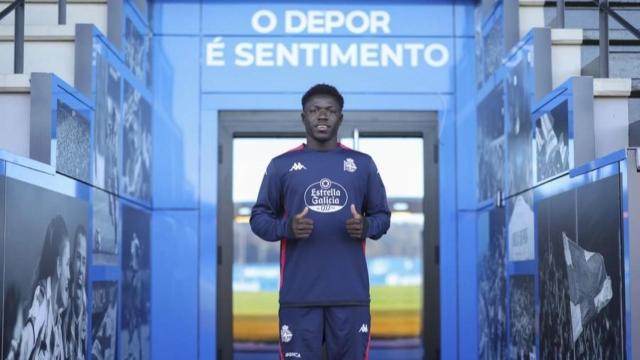 Mane en su presentación como jugador del Fabril.