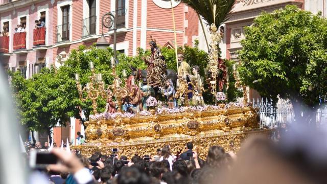 Así se disparan los precios de los hoteles en Semana Santa.