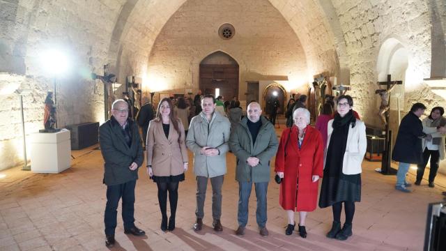 El secretario general de la Fundación Las Edades del Hombre, José Enrique Martín Lozano, y el presidente de la Diputación de Valladolid, Conrado Íscar, en la presentación de las piezas restauradas