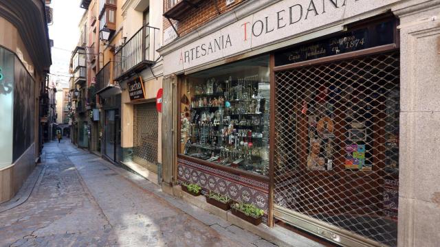 Varios locales comerciales del Casco Histórico de Toledo.