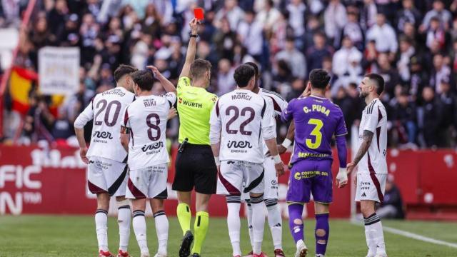 Albacete vs. Málaga CF, en directo | Un Málaga horrible no puede contra nueve