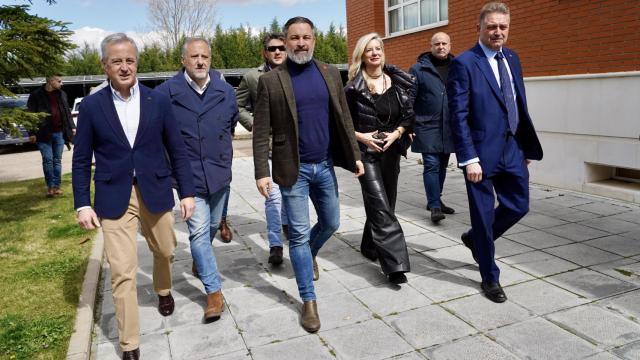 El presidente de Vox, Santiago Abascal, asiste a una comida con afiliados y simpatizantes en Valladolid