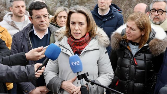 Cuca Gamarra, en declaraciones a los medios este domingo en Laguna de Cameros (La Rioja).