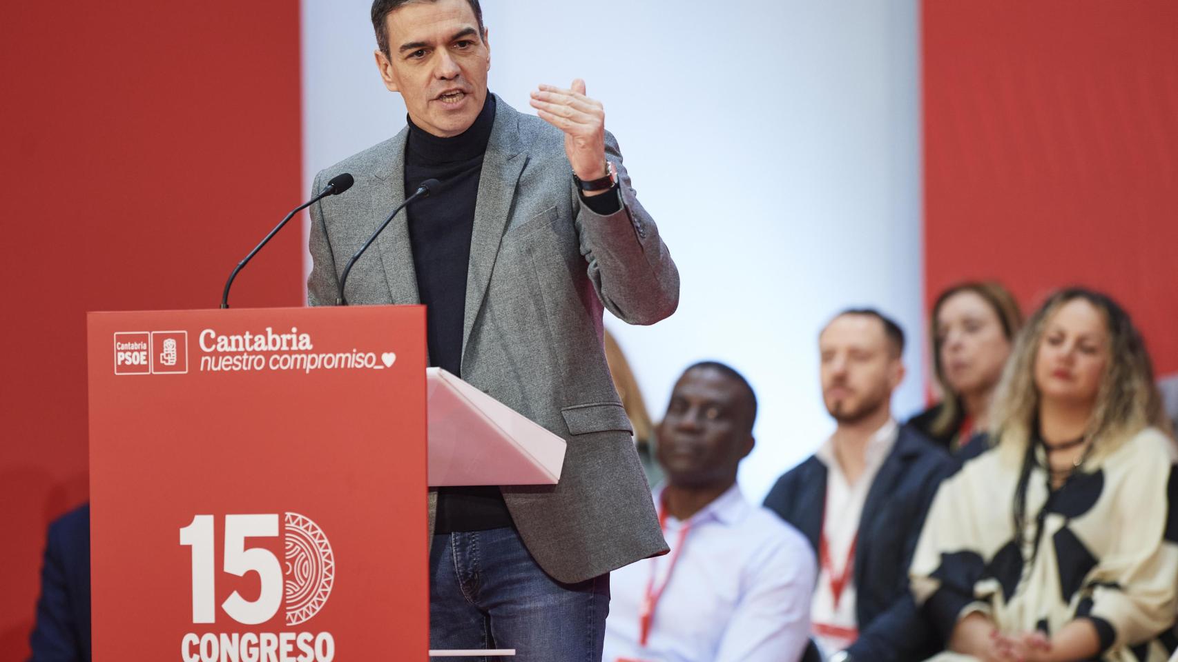 Pedro Sánchez alargará la protección de los pisos públicos: "Las casas que entregamos hoy serán VPO durante 50 años"