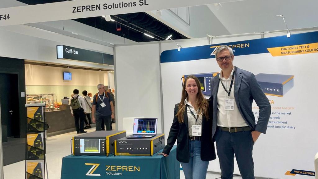 El CEO de Zepren Solutions, Asier Villafranca, y la directora comercial, Marina Sevilla.
