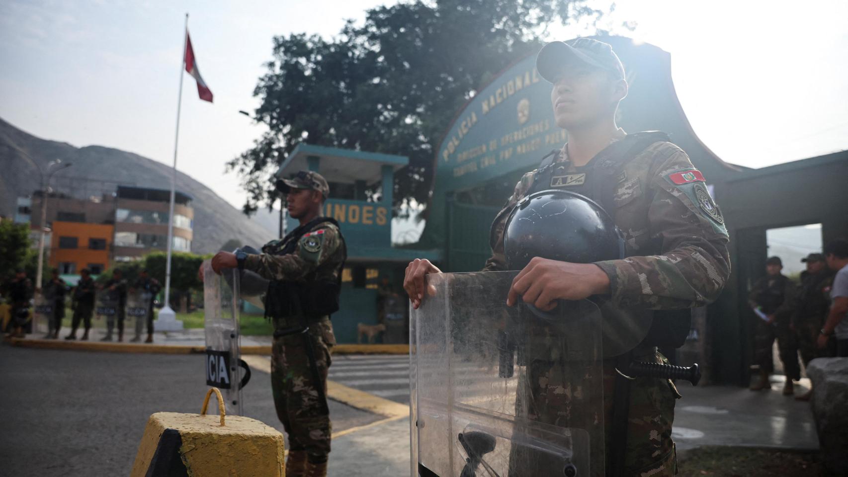 Perú declara el estado de emergencia en toda Lima para combatir el crimen con el apoyo de las Fuerzas Armadas