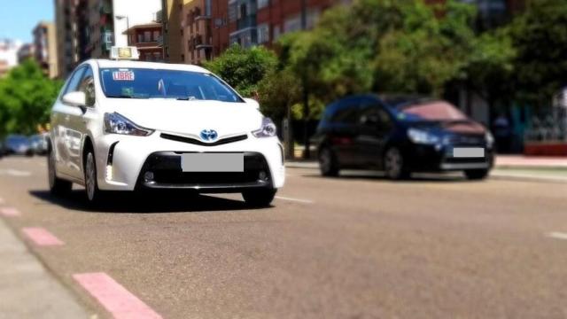 Un taxi en Zaragoza, en una imagen de archivo.