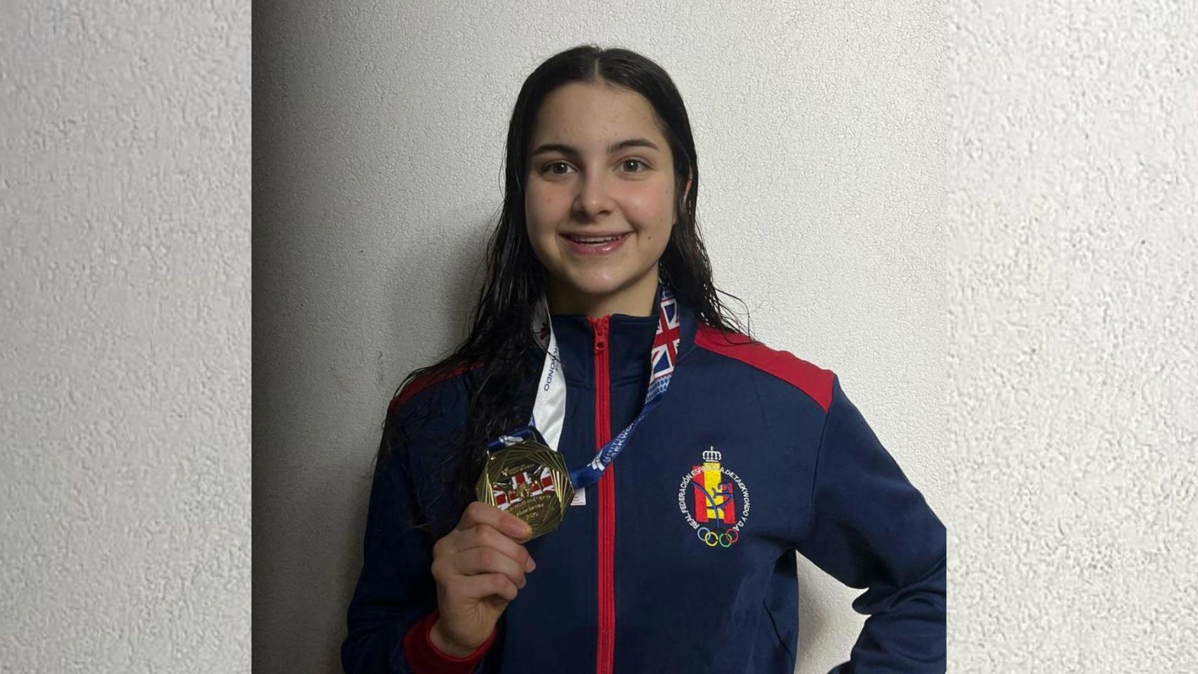 La coruñesa Helena García se cuelga el oro en el British International Open World Taekwondo