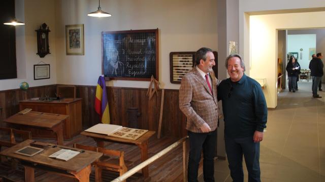 El director del Centro Museo Pedagógico, Bienvenido Martín, y el alcalde de Zamora, Francisco Guarido, en la inauguración del museo