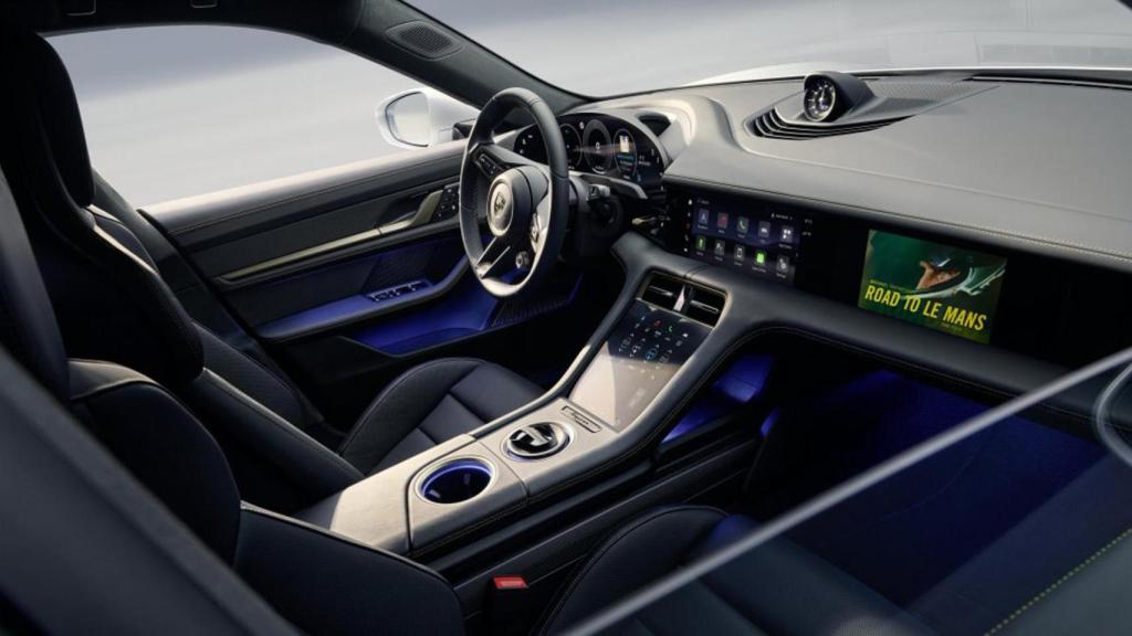 Interior de un Porsche.