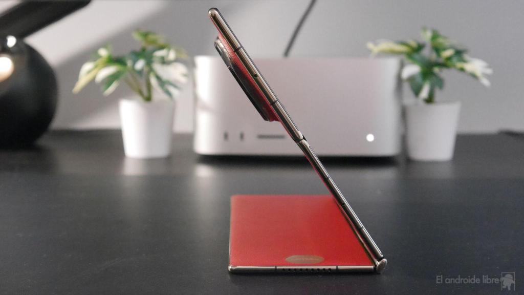 Huawei Mate XT