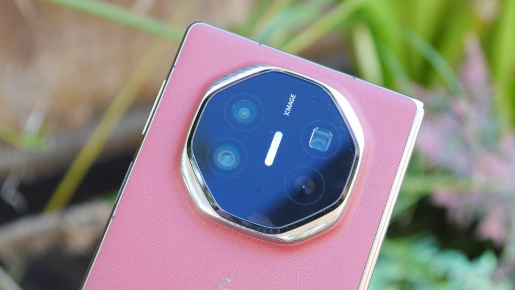 Huawei Mate XT