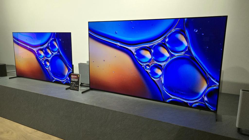 Los dos modelos de tamaño del Sony Bravia 8 II.