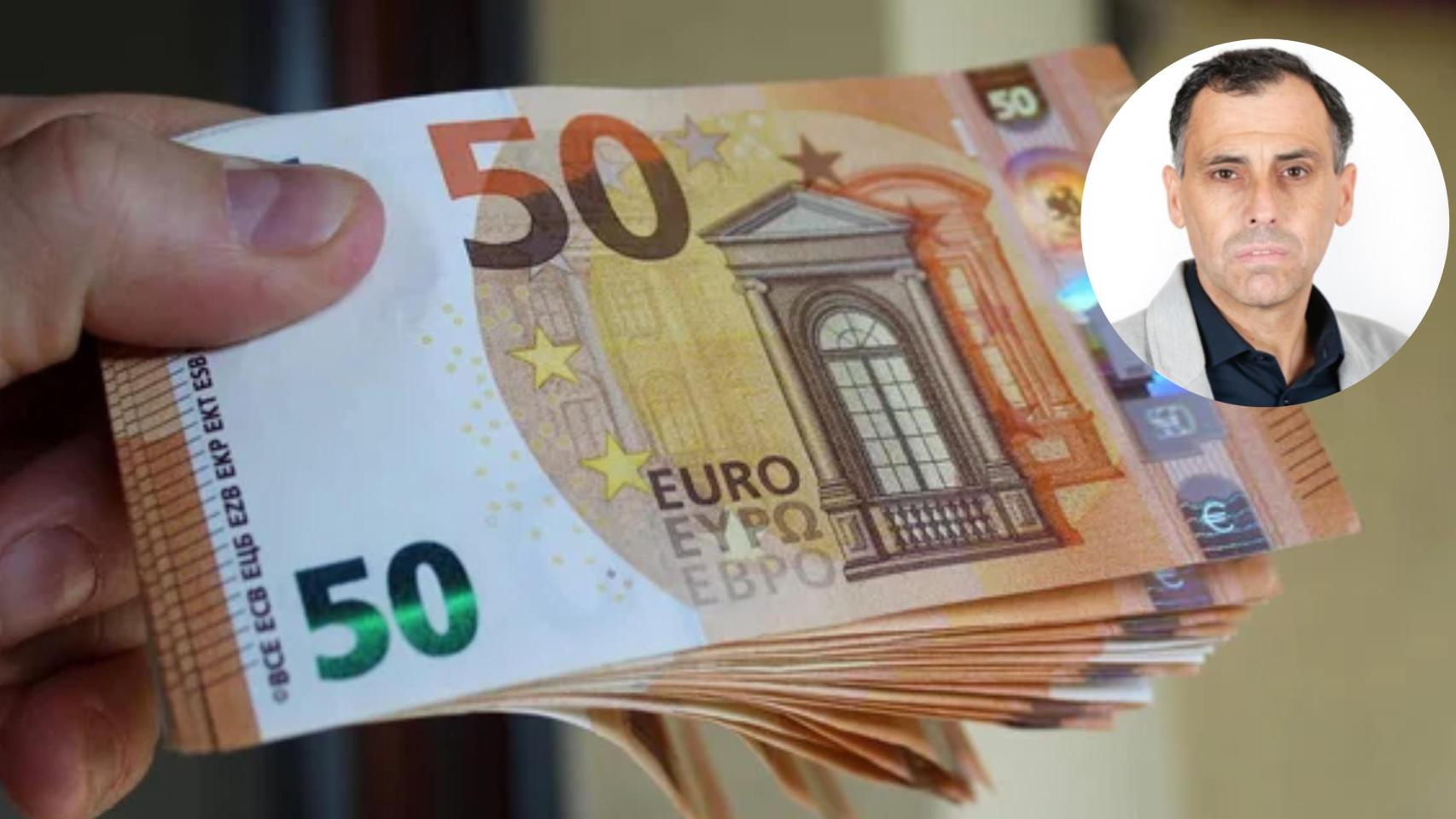 Alfonso Muñoz, funcionario de la Seguridad Social, en un montaje con billetes de euro.