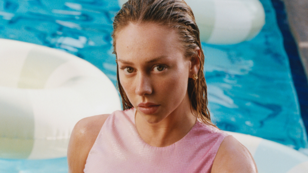 Ester Expresito en la campaña desigual.