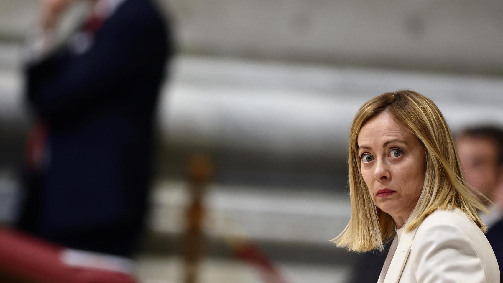 Meloni viajará a la Casa Blanca para apaciguar a Trump y evitar que prospere la línea dura ante EEUU que pide Macron