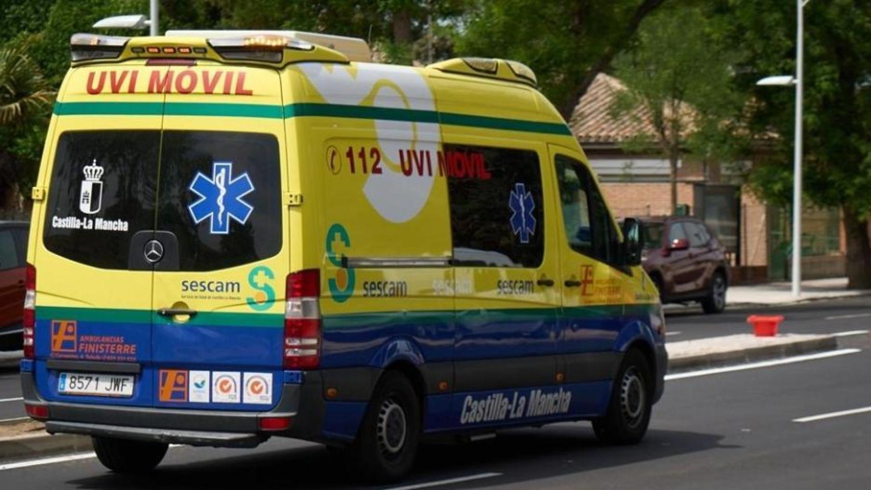 Un camión aplasta contra la pared a una trabajadora en el almacén de un supermercado de Illescas