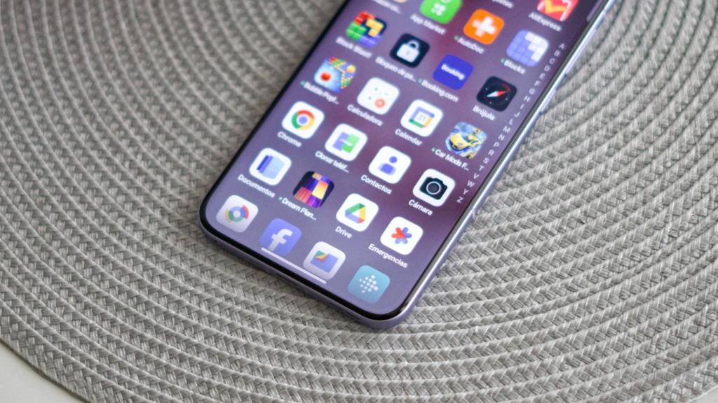 OPPO Reno 13 aplicaciones