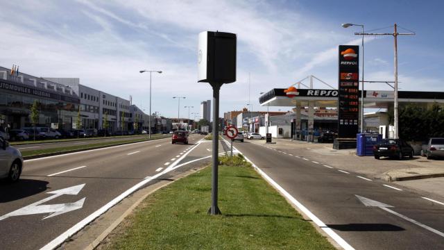 Radar de velocidad en la Avenida de Burgos de Valladolid