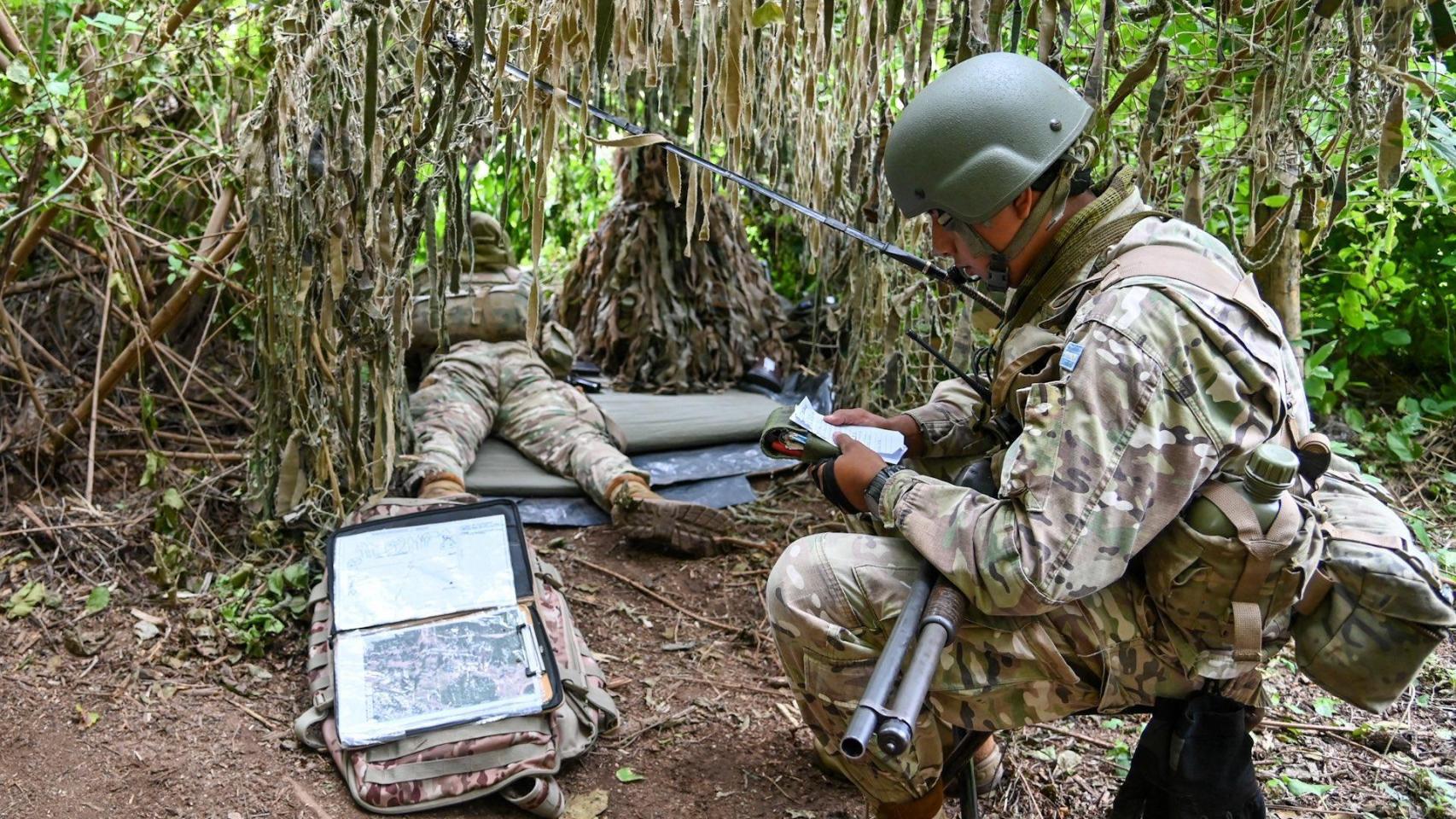 Milei despliega al ejército en la frontera con Bolivia para tapiar la puerta del 80% de la cocaína que entra en Argentina