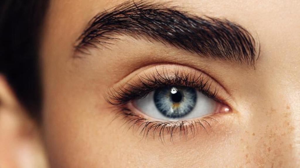 Mirada de una mujer joven.