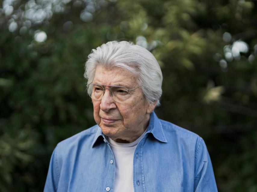 Manuel Alejandro.