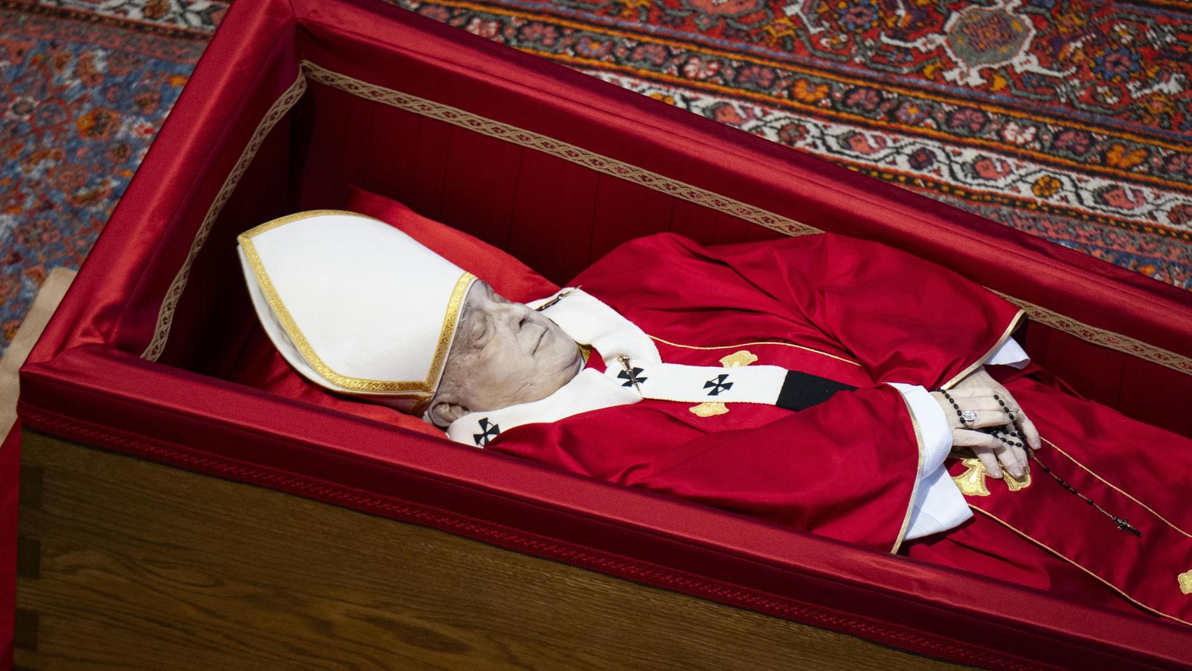 La muerte del Papa Francisco, en directo | Francisco revela que fue al psiquiatra en una entrevista póstuma: "Había cosas que no sabía manejar"