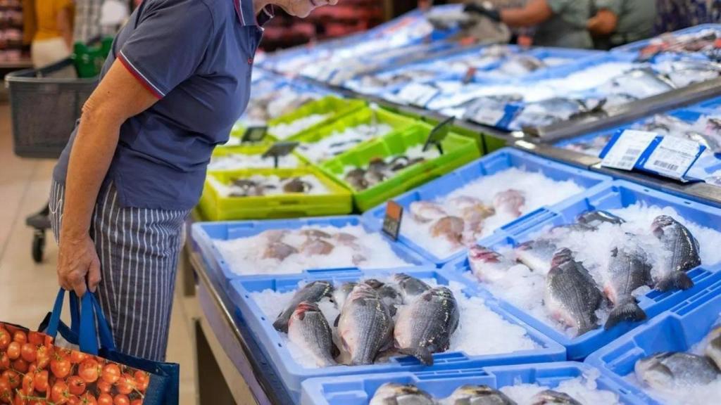 Sección de pescadería del Mercadona.
