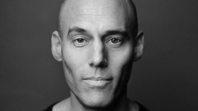 Joshua Oppenheimer estrena 'The End': “Nos hemos encerrado voluntariamente en un búnker nacionalista”