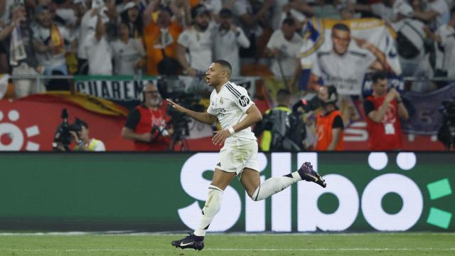 Mbappé celebra el gol del Real Madrid en la final de Copa ante el Barça.